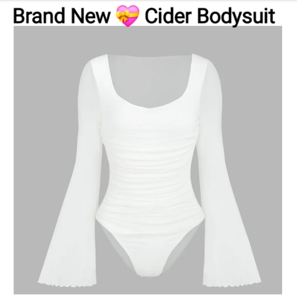 CIDER SOLID MESH BELL SLEEVE RUCHED WHITE BODYSUIT SIZE XL